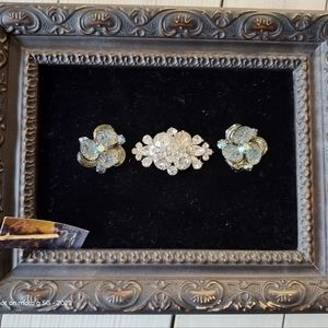 VINTAGE WEISS FRAMED